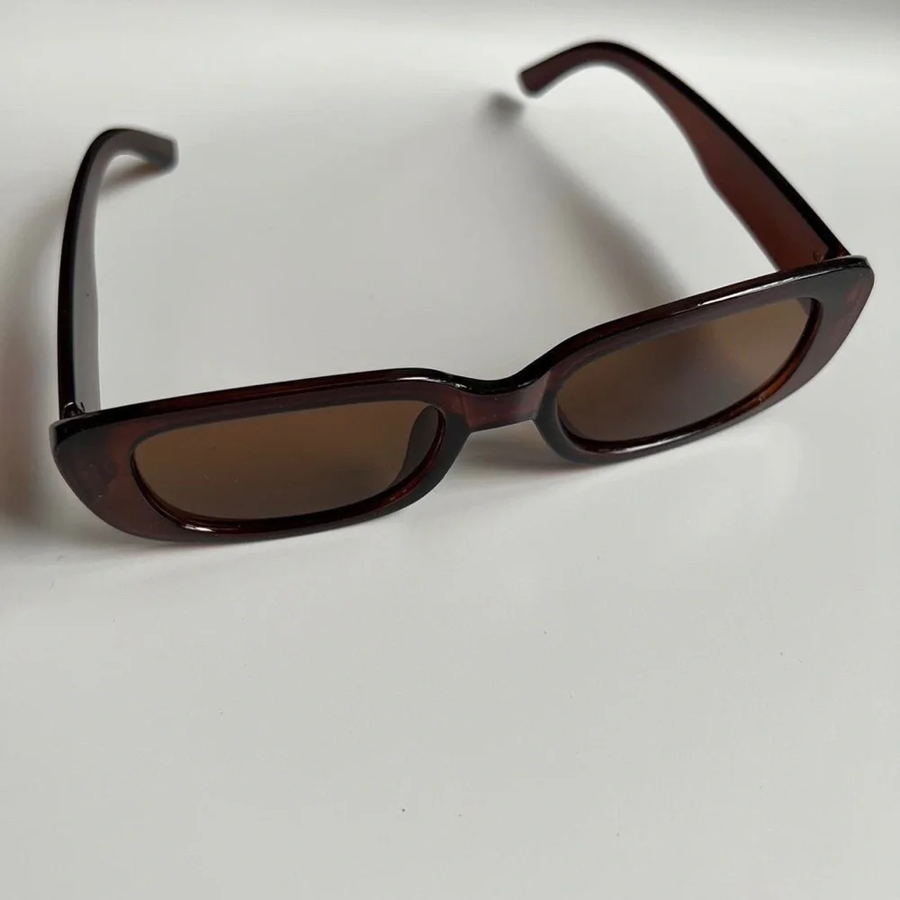 unique retro vintage style brown “tea” rectangle square sunglasses